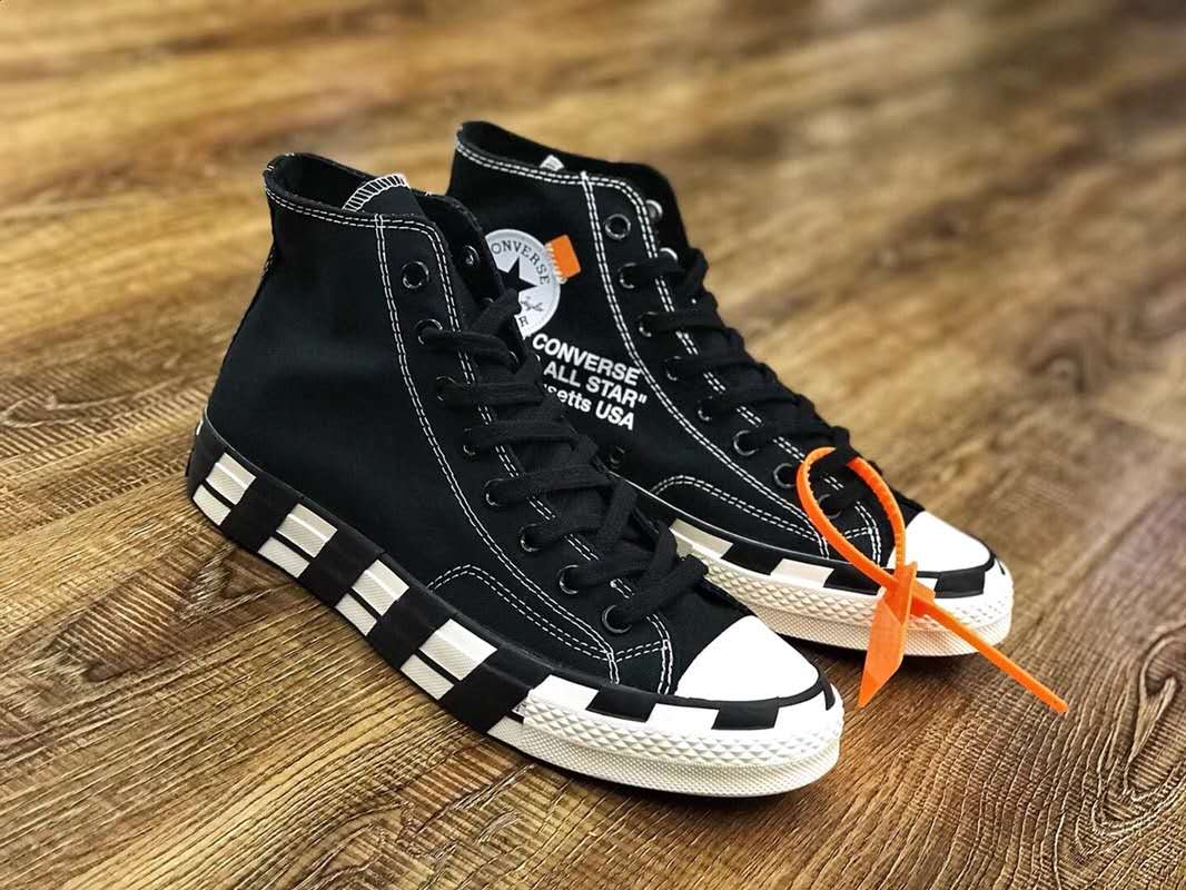 Off-White x Converse Chuck Taylor [M. 2]